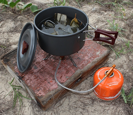 application of Hard Anodised Aluminum Camping Cookware with Tea Kettle-image5