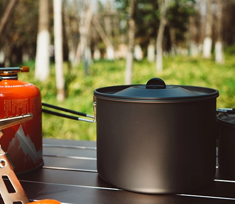 application of Aluminum Camping Cookware Sauce Pot and Pan for Lightweight Camping-image2