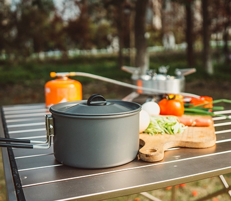 application of Outdoor Essential Cook Set for Group Camping-image1