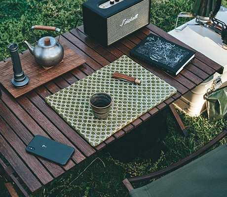 application of Nature Beech Wood Roll up Folding Table for Outdoor Picnic-image3