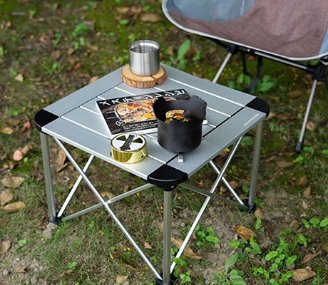 application of Portable Lightweight Aluminum Picnic table-image3