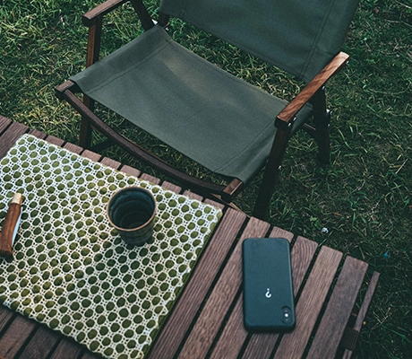 application of Nature Beech Wood Roll up Folding Table for Outdoor Picnic-image4