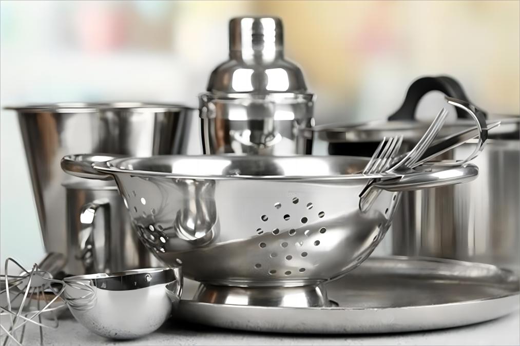 The Best Utensils to Use with Stainless Steel Cookware Deermaple